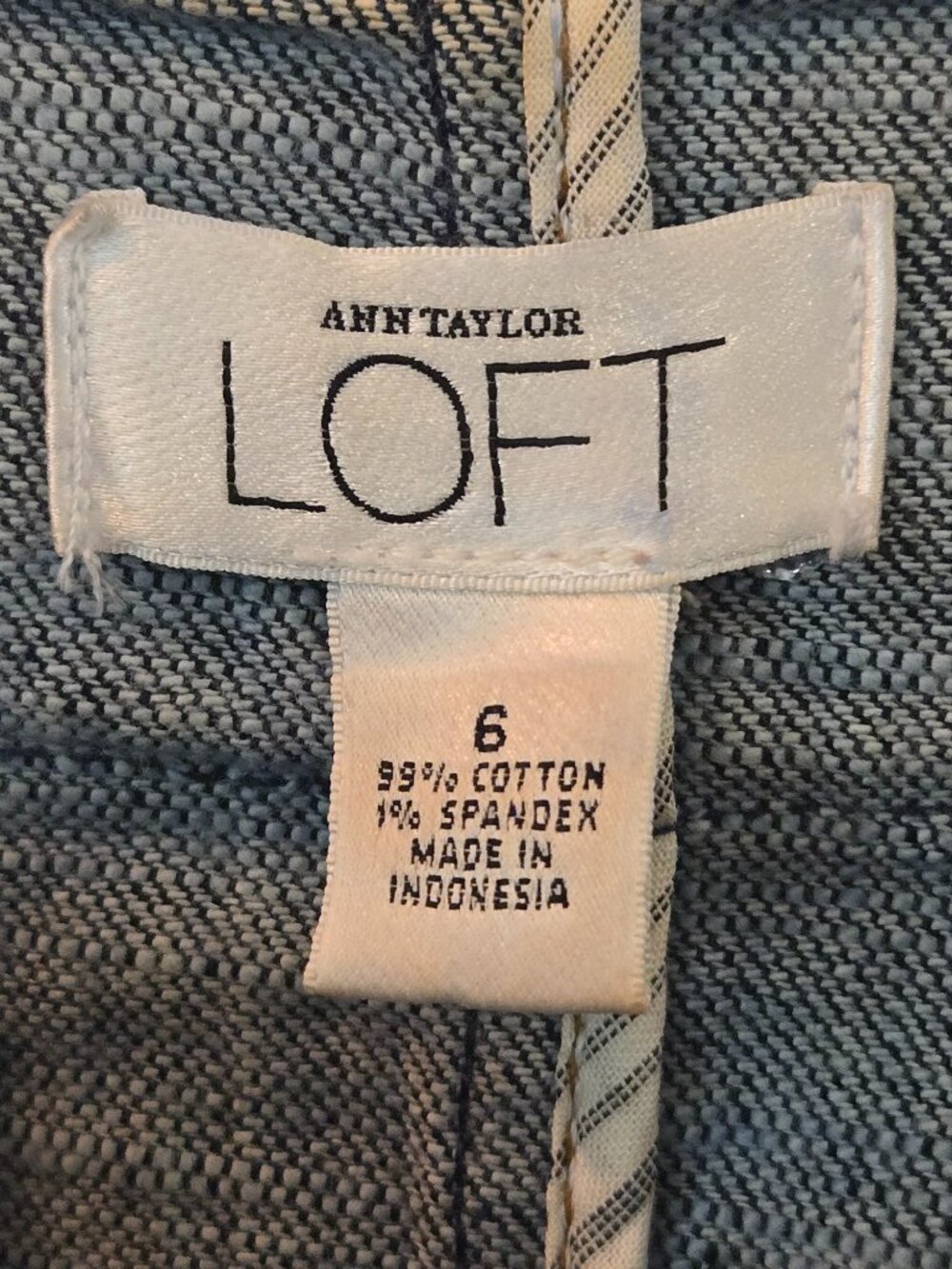 LOFT Cropped Collarless Denim Jacket Blue Jean Blazer Open Front Size 6 - Picture 3 of 15